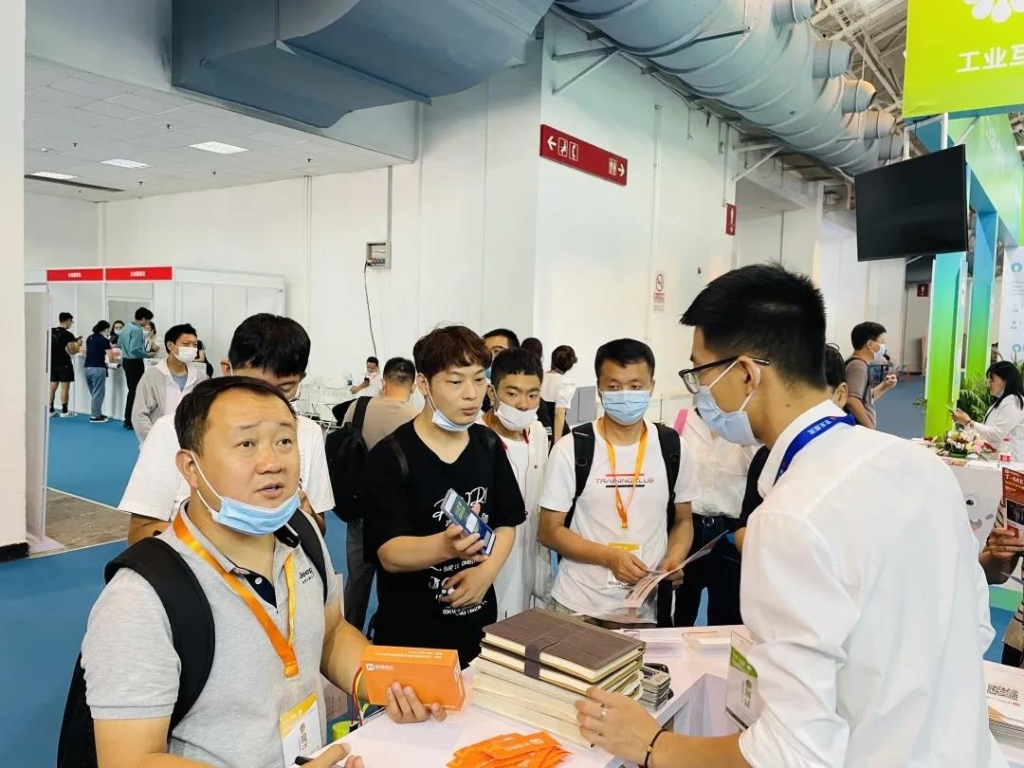 捷瑞数字携恒盛娱乐云平台隆重亮相2021中国(北京)国际智能制造装备产业展览会