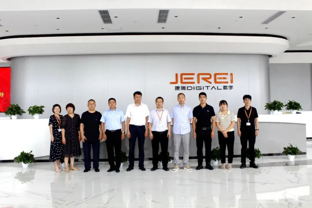 ɽѧԺѧ빤ѧԺ쵼һеý֣չ̸